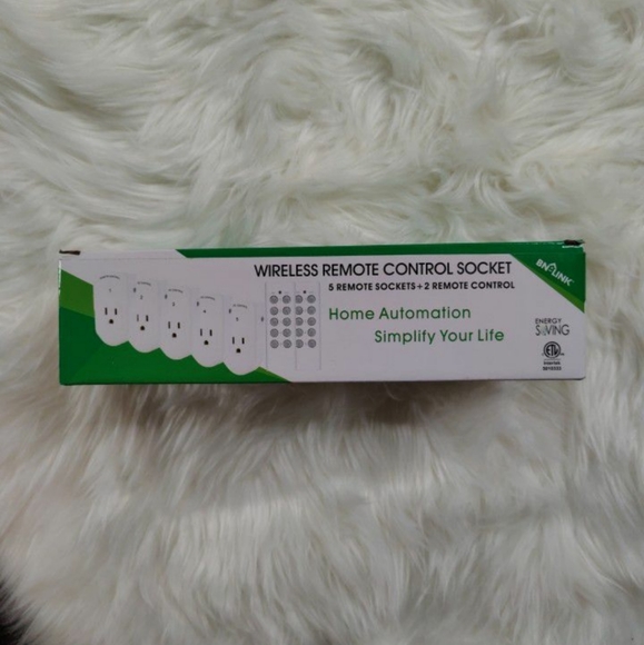 Wireless Remote Power Outlets - Picture 3 of 3